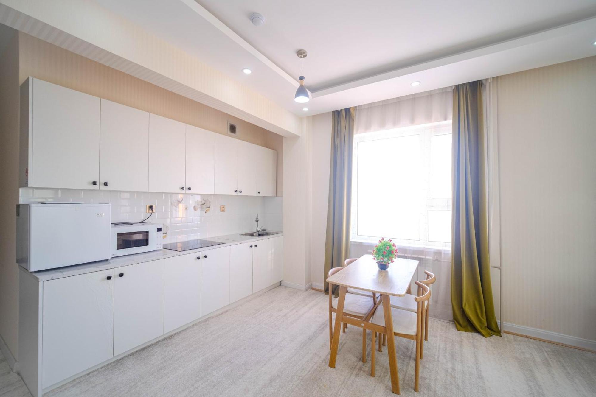 Eagle Town Serviced Apartment Улан-Батор Екстер'єр фото